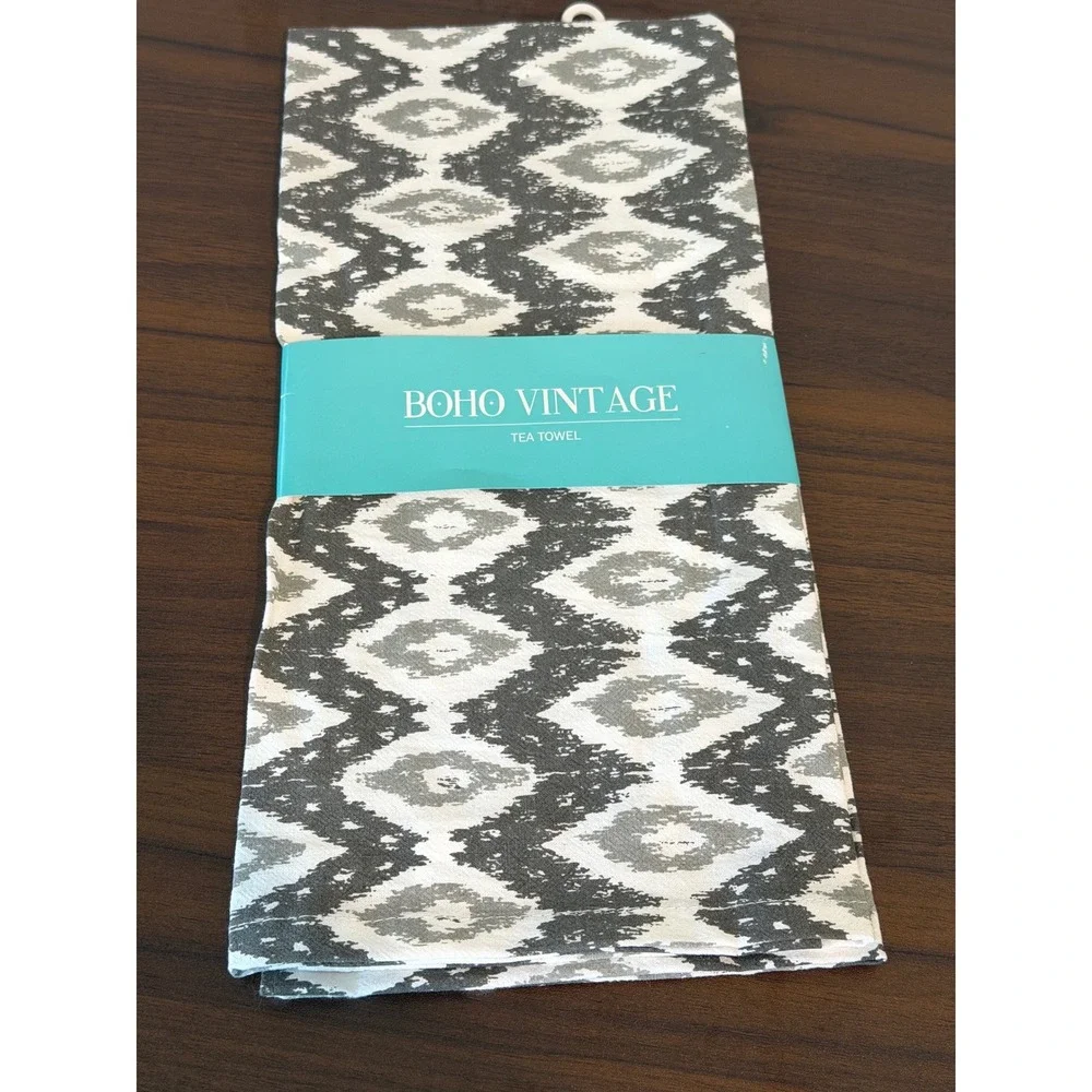 CTW Home Collection Backroads Boho Vintage Tea Towel Black White Ikat Cotton